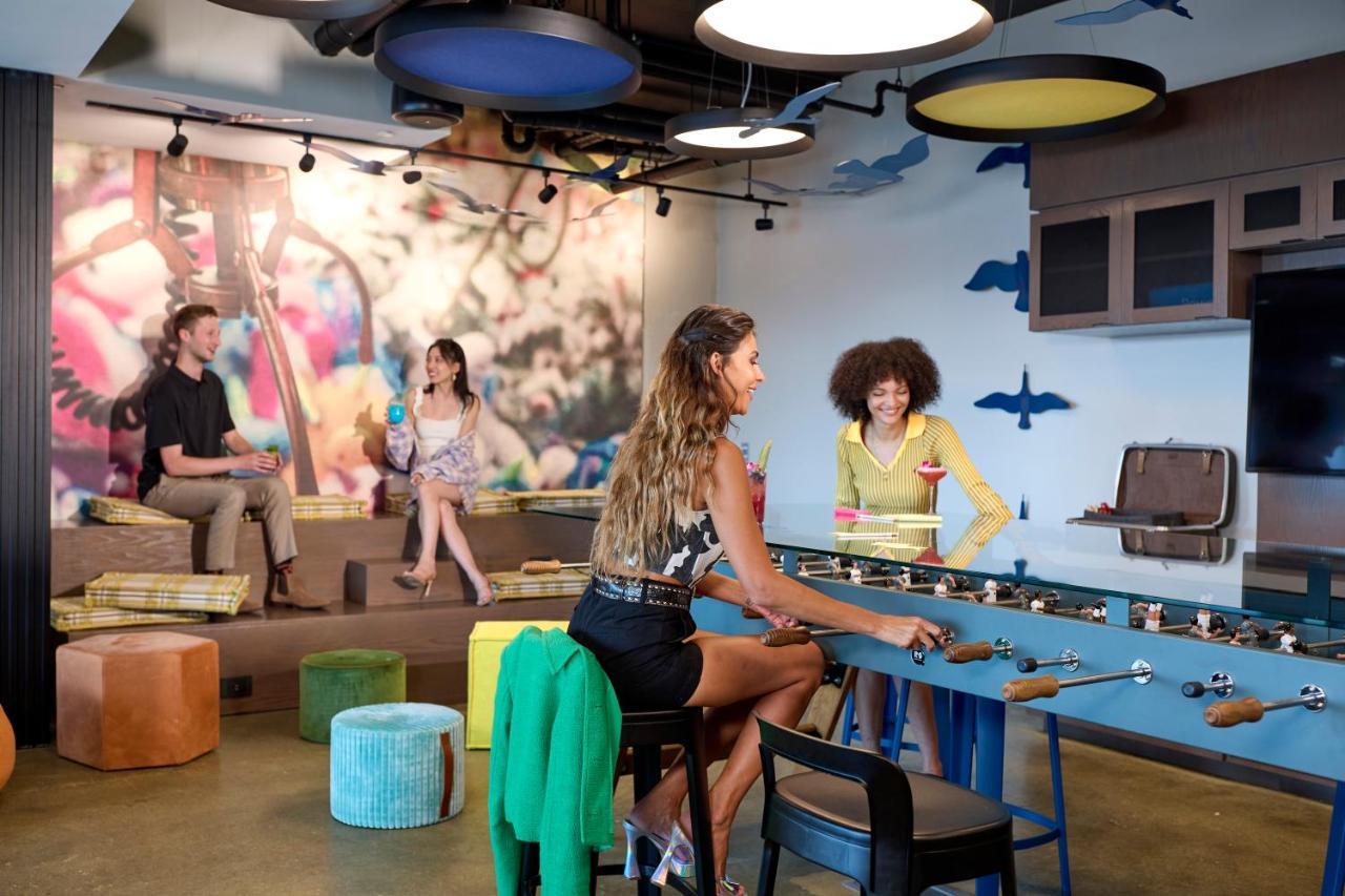 Moxy Virginia Beach Oceanfront Extérieur photo